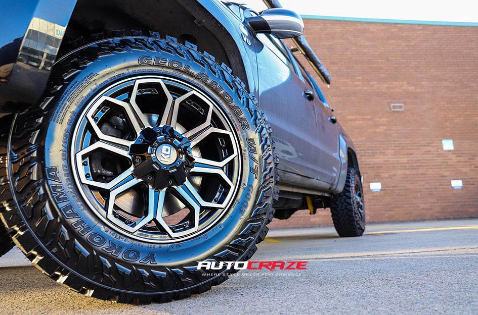 VOLKSWAGEN AMAROK REPLAY GLOSS BLACK MACHINED DARK TINT